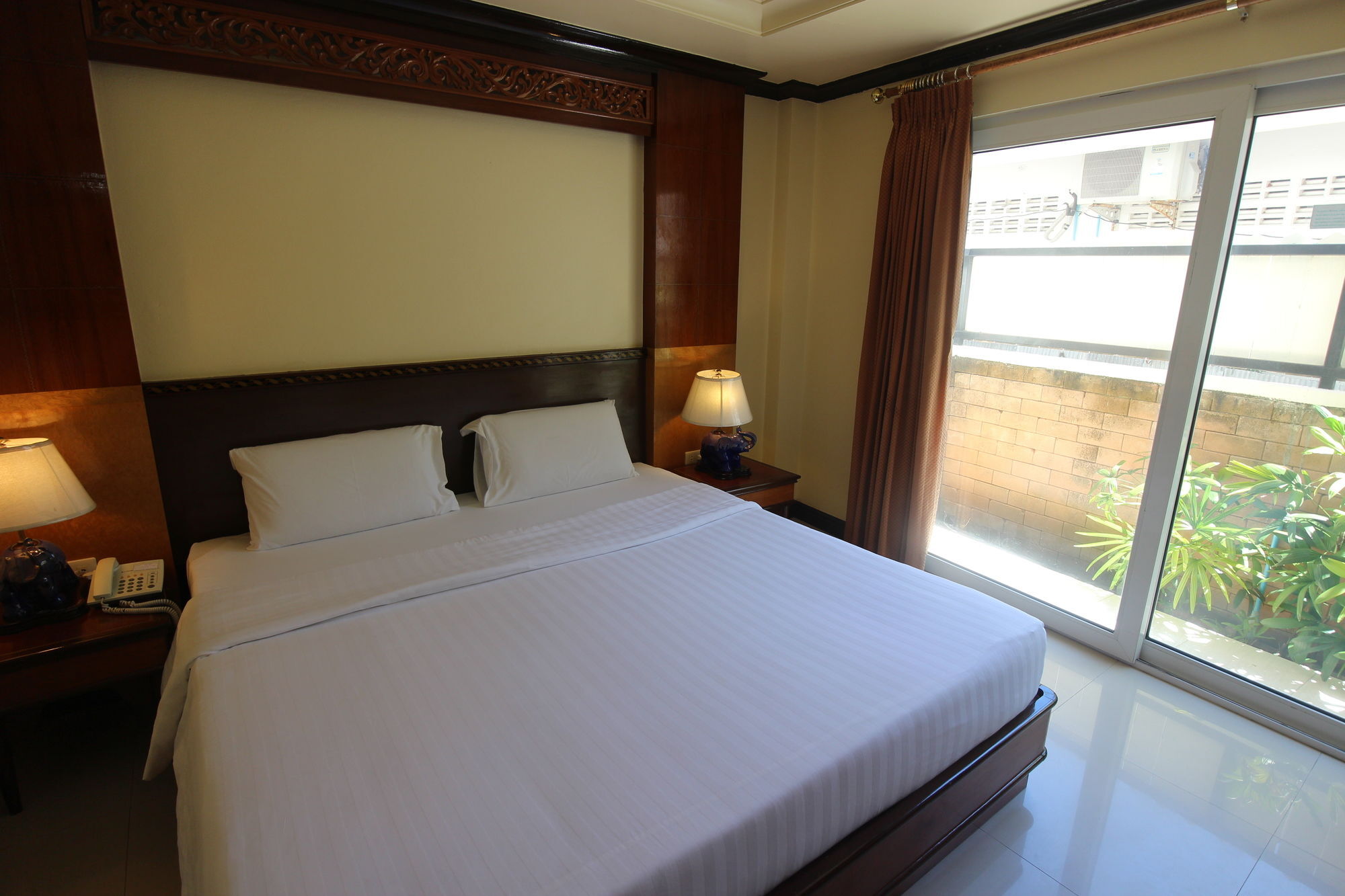 Phi Phi Hotel Exterior foto