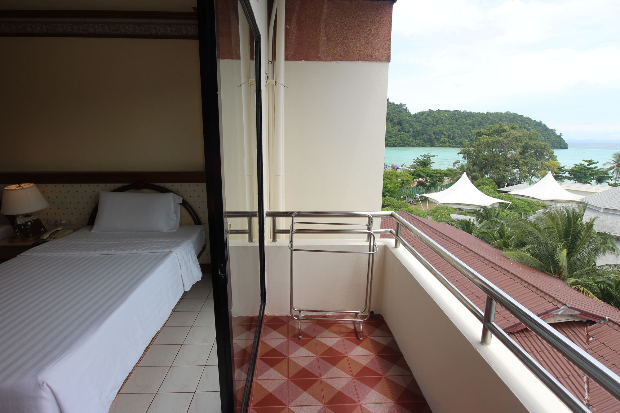 Phi Phi Hotel Exterior foto