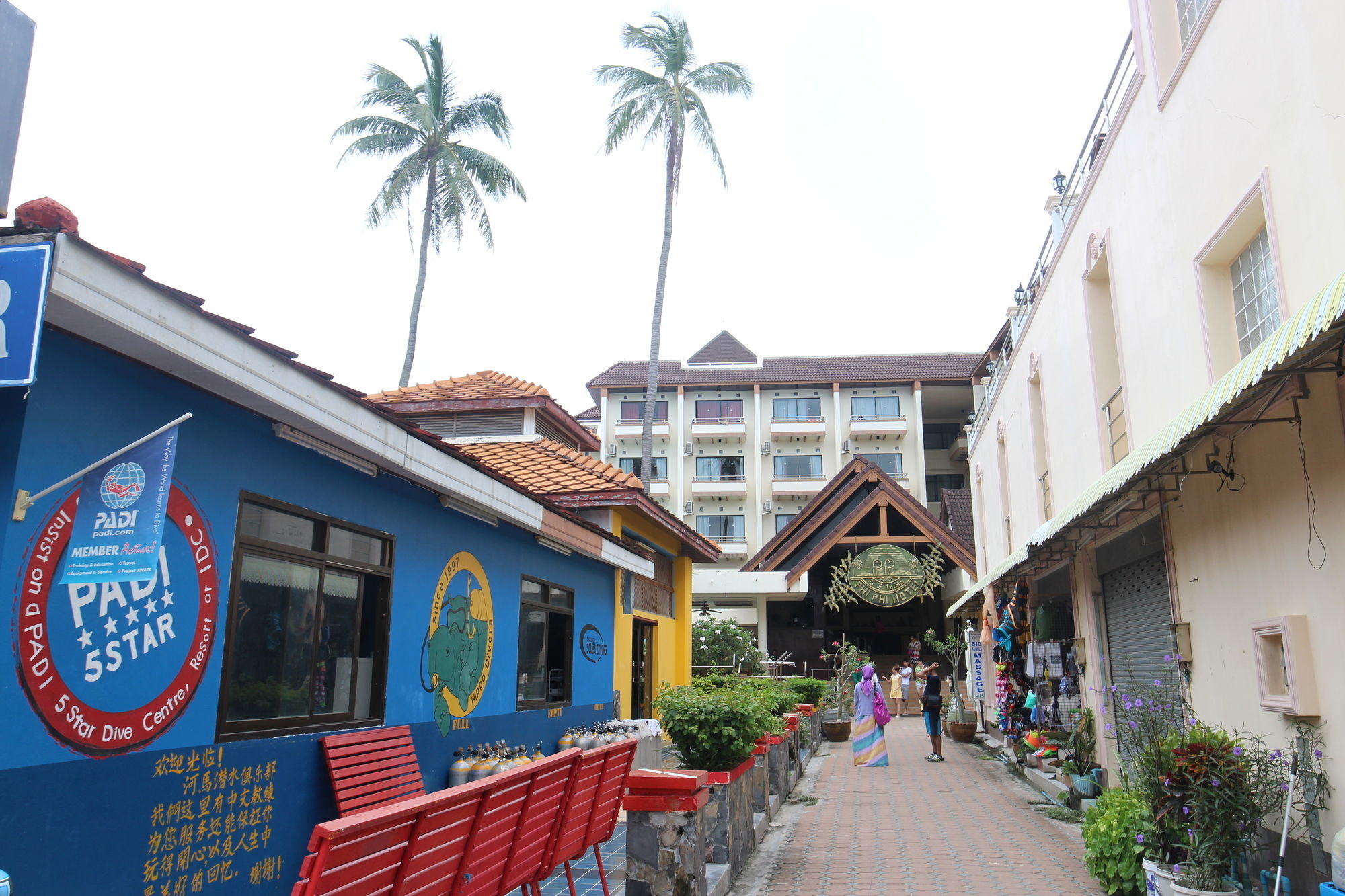 Phi Phi Hotel Exterior foto